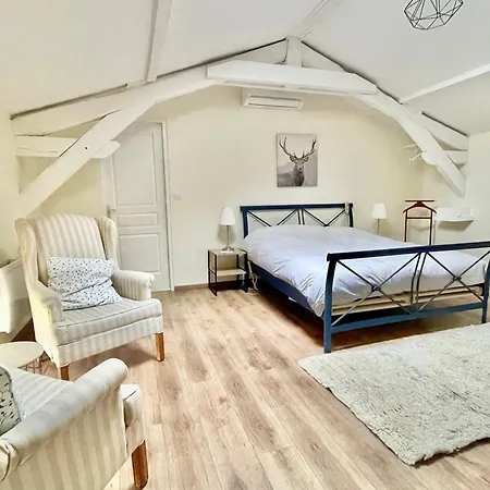 펜션 Le Castel D'airial -