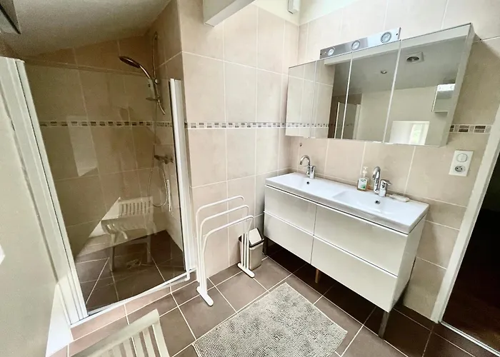 펜션 Le Castel D'airial - *